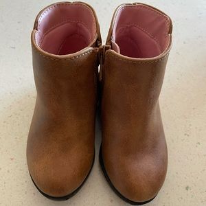 Toddler girl brown boots